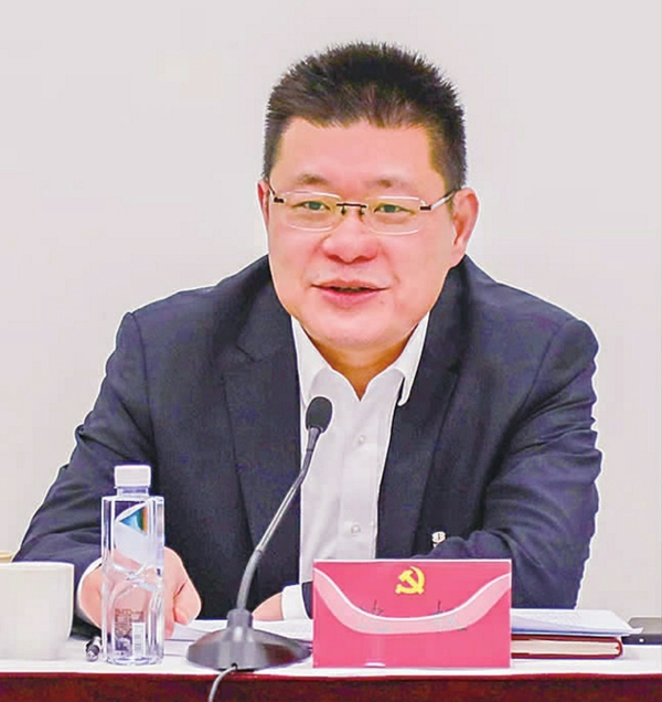 区委副书记沈权