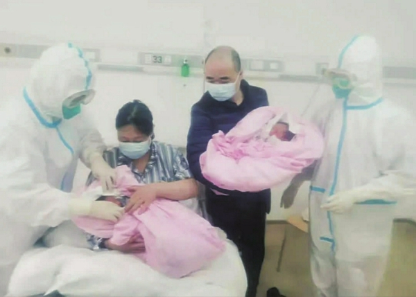 /隔离病房内母婴平安 市八医院提供