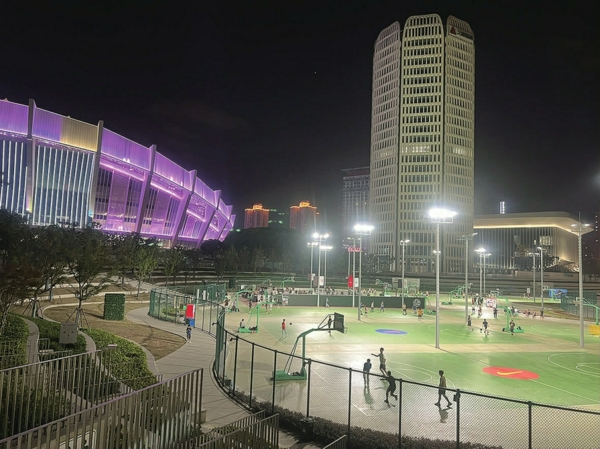 徐家汇体育公园夜景